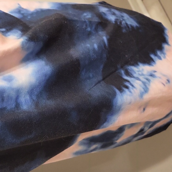 Nora Cora sleeveless top tie dyed. - Picture 4 of 10